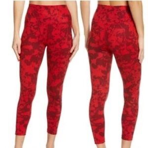 NWT Zella Burgundy London Roisin Camo Studio Lite Leggings Crop Sz XXS